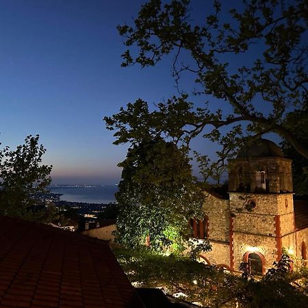 Апартаменты Το Ανώι Палеос-Пантелеймонас Экстерьер фото